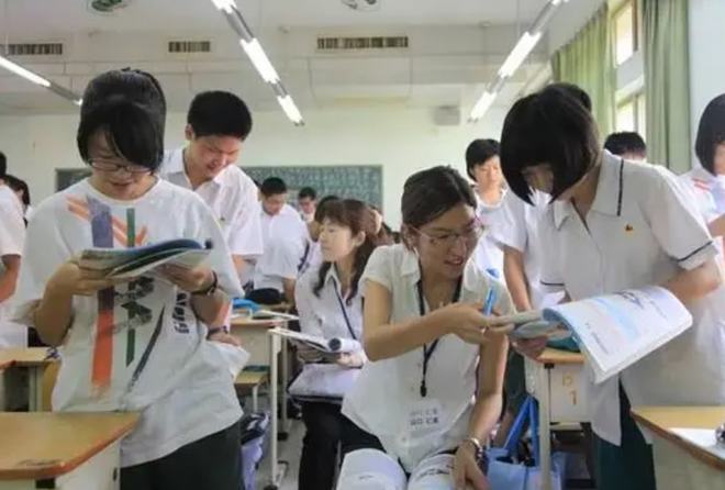 国内大学等级表出炉第二档仅7所高bandao网站校考上第三档已经算学霸(图7)