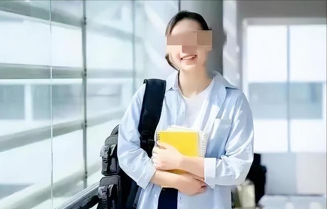 震惊18岁女大学生与多个金主发生关系曝bandao网站光污秽不堪的聊天记录(图2)